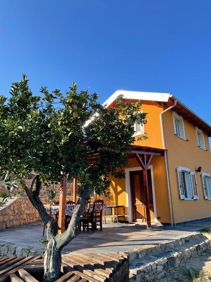 Villa La Casa Dell'Ulivo Imperia Exterior foto